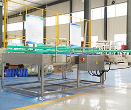 潤滑油灌裝機(jī)上桶平臺，自動供瓶機(jī)客戶現(xiàn)場視頻